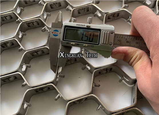 La malla metálica de acero del hex., embruja el metal de acero Mesh For Refractory Lining